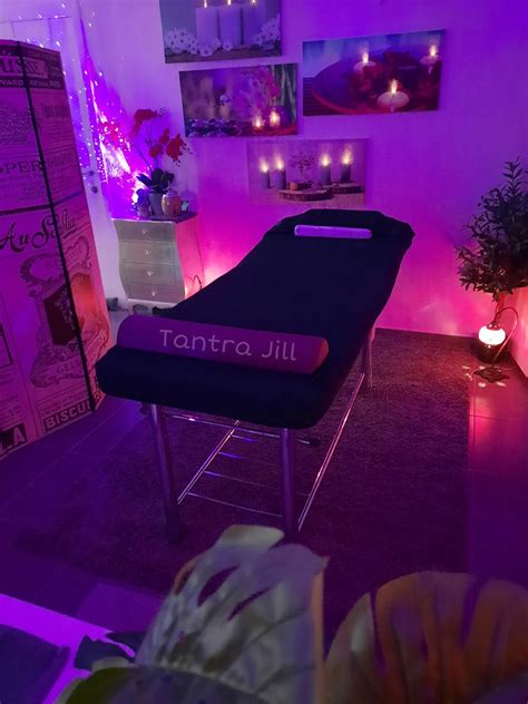 Tantric massage Prostitute Cantley